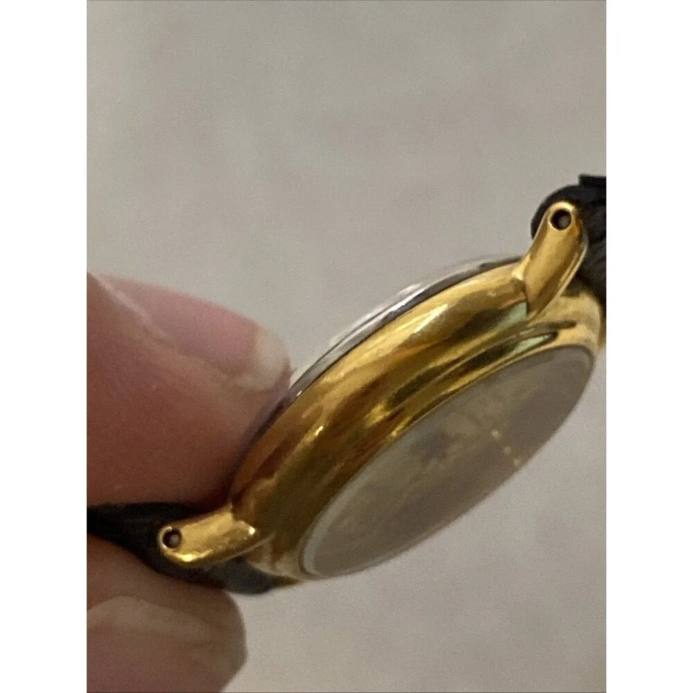 Vintage Oscar de la Renta Gold Quartz Ladies Watch Black Leather Strap
